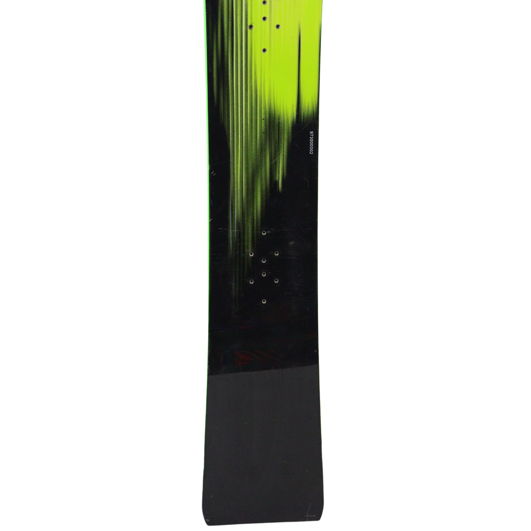 Burton factoryprime. Snowboard Signed by Rosey Fletcher - USED