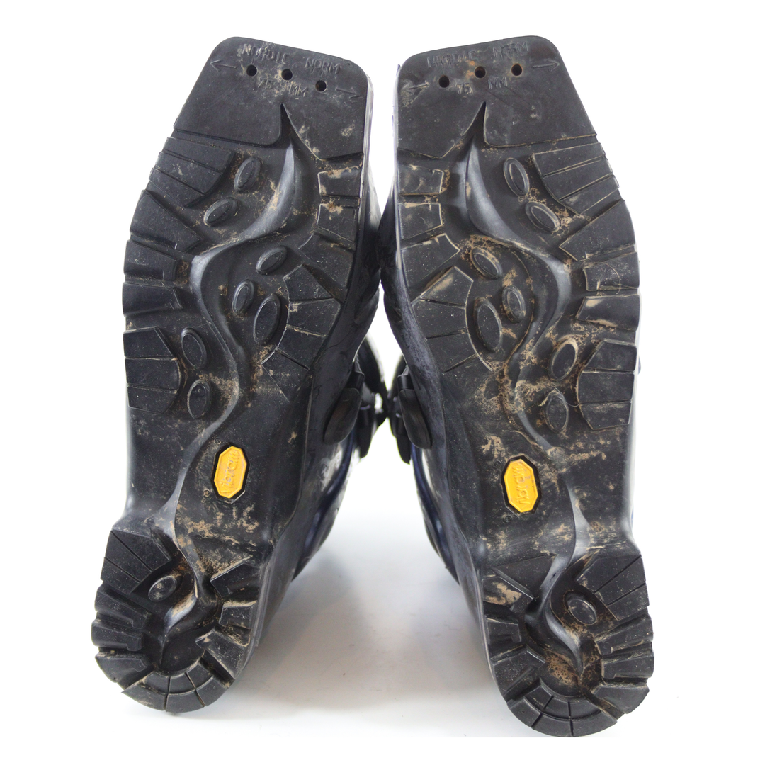 Garmont Excursion Telemark Boot USED SKI BOOTS Garmont