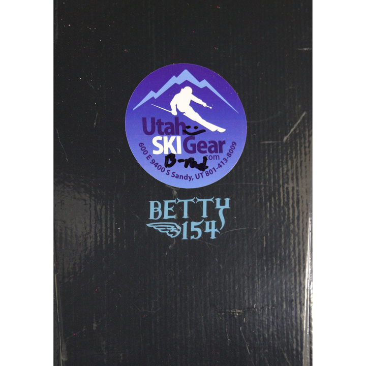 LTD Betty 154cm - USED SNOWBOARDS LTD