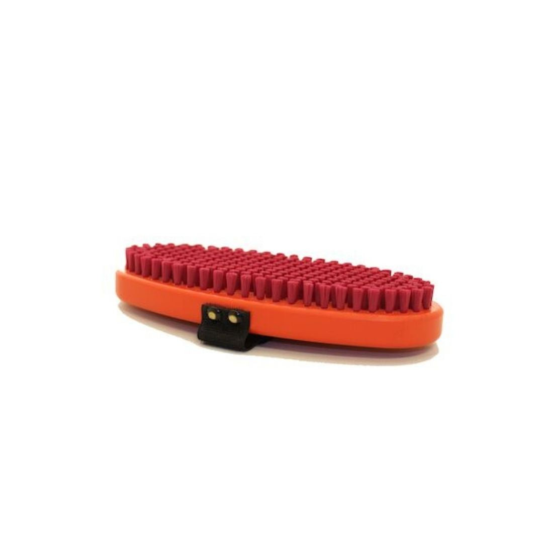 Swix Oval Fine Red Nylon Brush - T0190O WAXING TOOLS Swix   